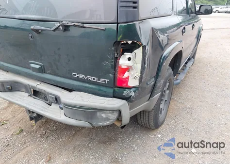 2004 Chevrolet Tahoe Z71 z USA, uszkodzony, nr VIN 1GNEK13Z84R214114